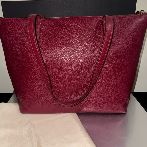 Brand New Coach Pebbled Leather Tote Bag - Deep Red - Picture 3 of 9